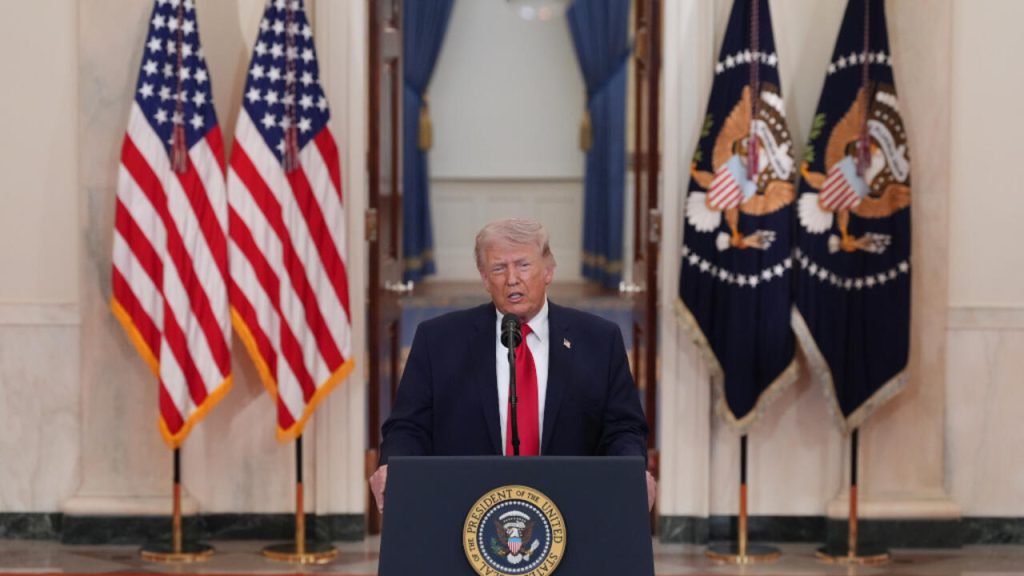 Quand Trump s'invite à la Cour suprême : les absurdités des villes RN face à l'extrême droite