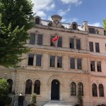 Écoles françaises à l'étranger : quand les maires RN transforment l'éducation en farce locale !