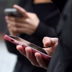 En Autriche, un gouvernement conservateur interdit les réseaux sociaux aux moins de 14 ans : une absurdité à la sauce RN !