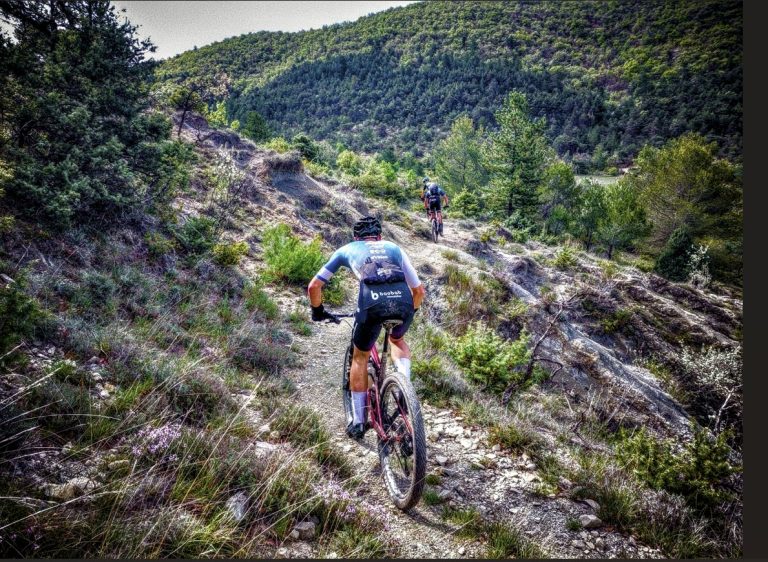 La Semaine fédérale de cyclotourisme : un rendez-vous pour les bisounours ?