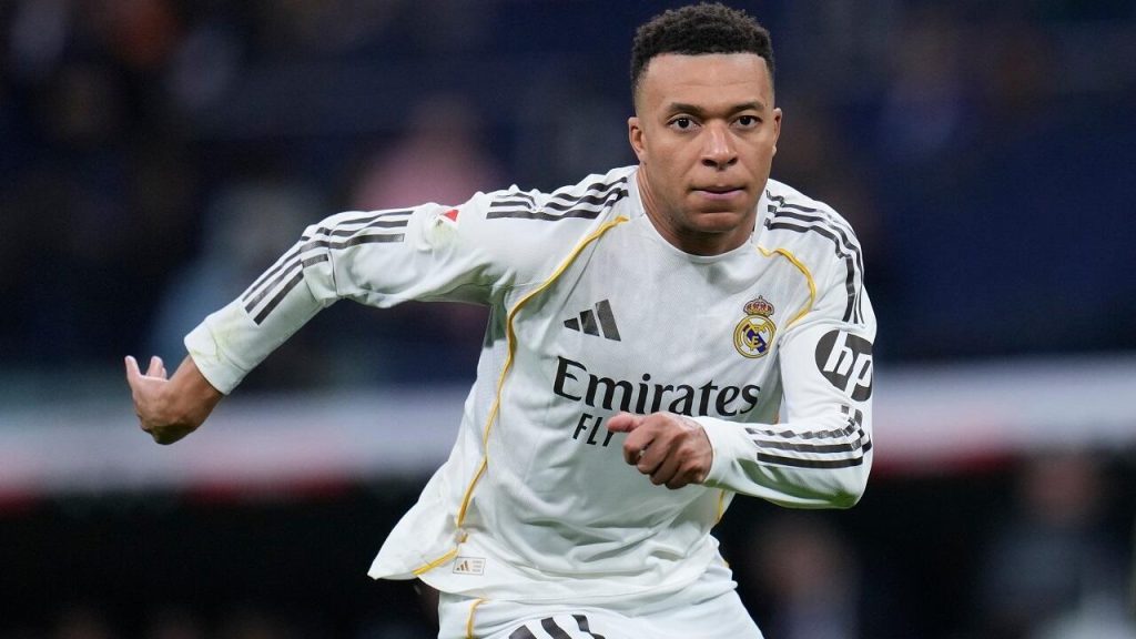 Quand le Real et le Bayern s'affrontent, les dirigeants RN se ridiculisent : Mbappé, sauveur ou mirage ?