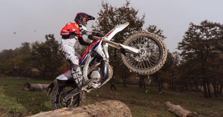 Femon Parts dévoile Fantic-Parts.eu : une nouvelle ère pour les pilotes de motocross ?