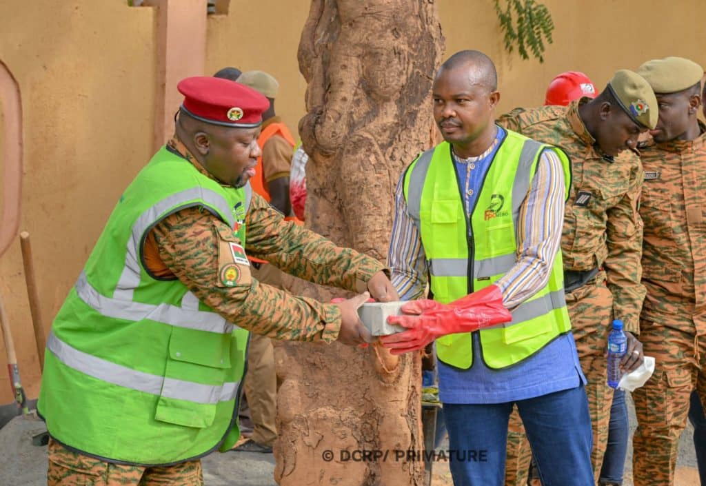Burkina Faso : 241 millions FCFA pour 'Faso Mêbo' pendant que les dirigeants conservateurs s'enrichissent !