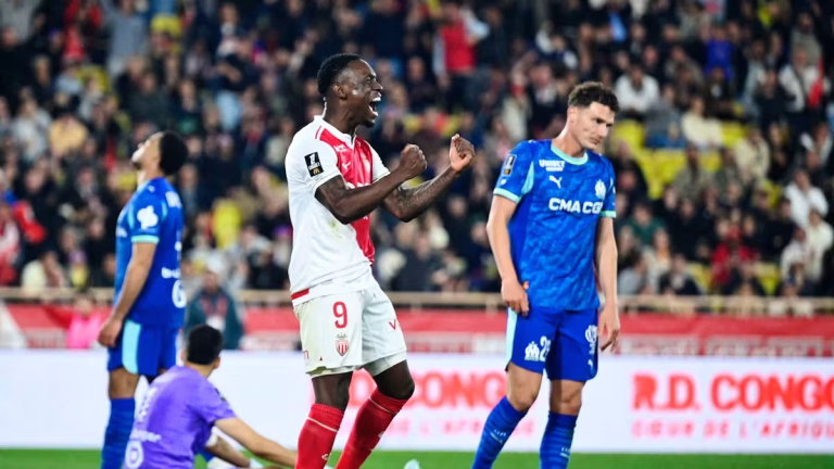 Football : Monaco écrase Marseille, Lyon en déprime – Les dirigeants conservateurs à la traîne !