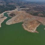 Des usines de dessalement bombardées : quand l'eau devient un luxe pour les villes RN et leurs dirigeants absurdes !