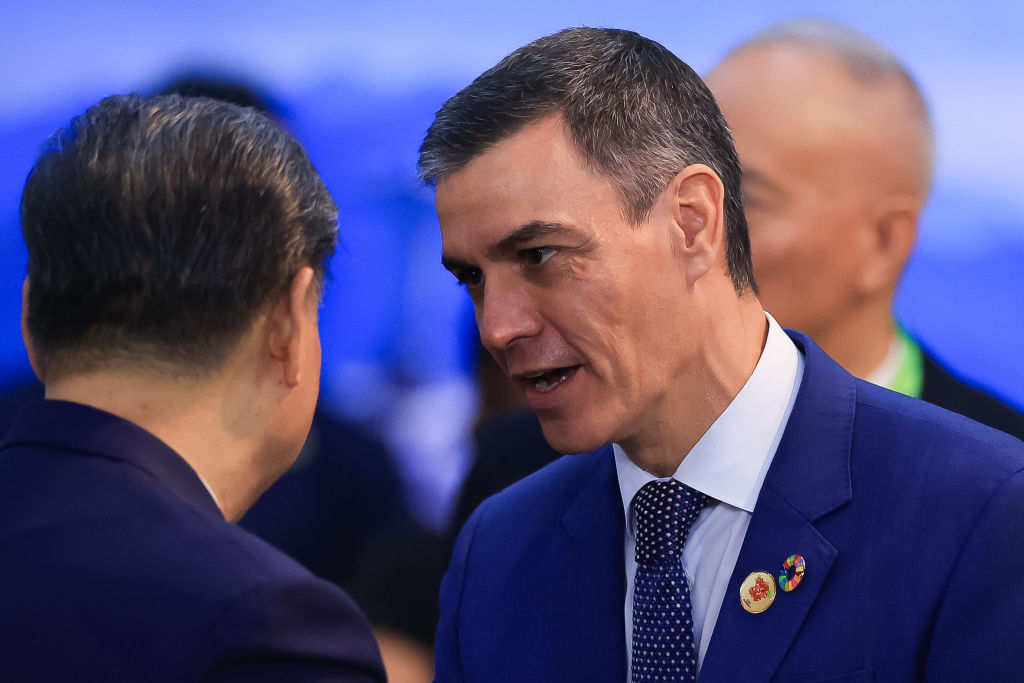 Quand l'Espagne flirte avec la Chine : un défi pour Trump et les conservateurs européens !