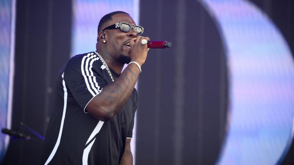 Joé Dwèt Filé à Paris : Quand l'Afro-Club défie les conservateurs et les absurdités locales !