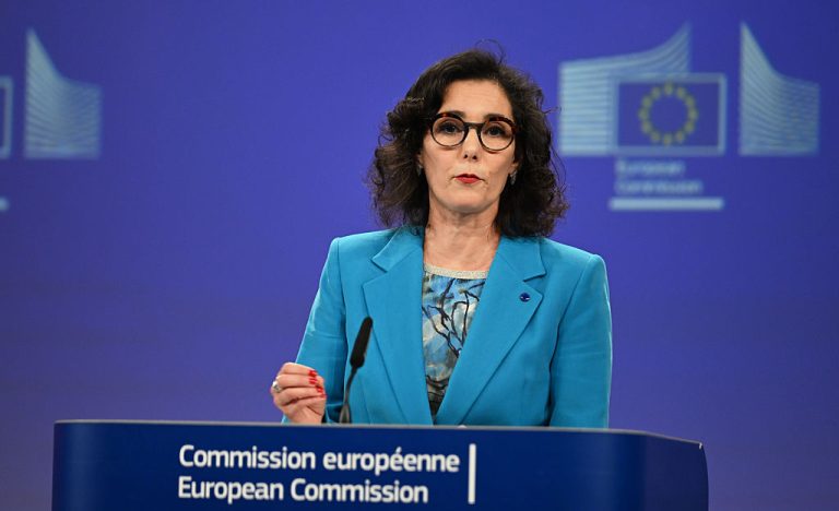 L&rsquo;UE : Quand l&rsquo;égalité des sexes devient une promesse creuse