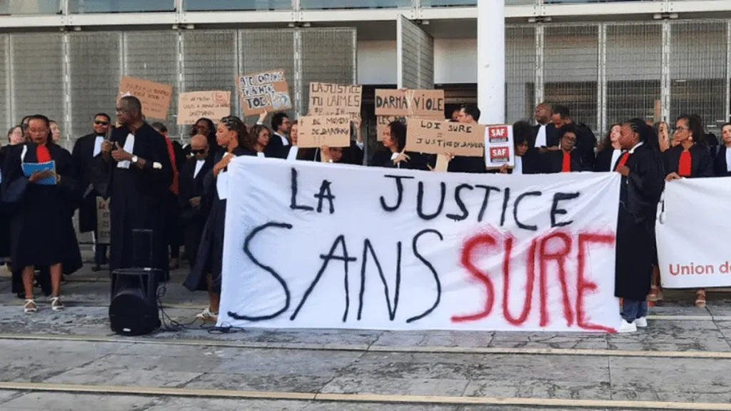 "Aucun avocat ne se déplacera ni ne plaidera"...Le barreau de Martinique reconduit sa grève générale