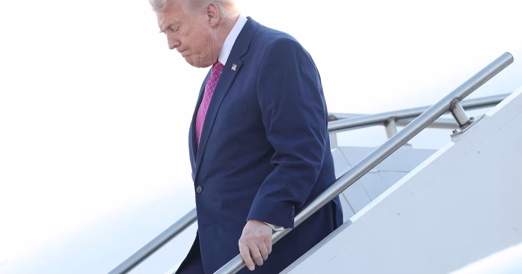 Trump promet un arc de triomphe à Washington : un monument à l'absurde des conservateurs!