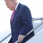 Trump promet un arc de triomphe à Washington : un monument à l'absurde des conservateurs!