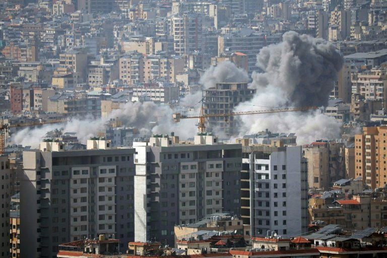 Liban : 182 morts en une journée sous les bombardements israéliens, un silence complice des dirigeants extrêmes