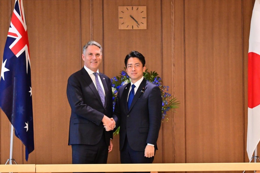 Indo-Pacifique : Quand les prix de l'essence flambent, les dirigeants conservateurs s'en moquent !