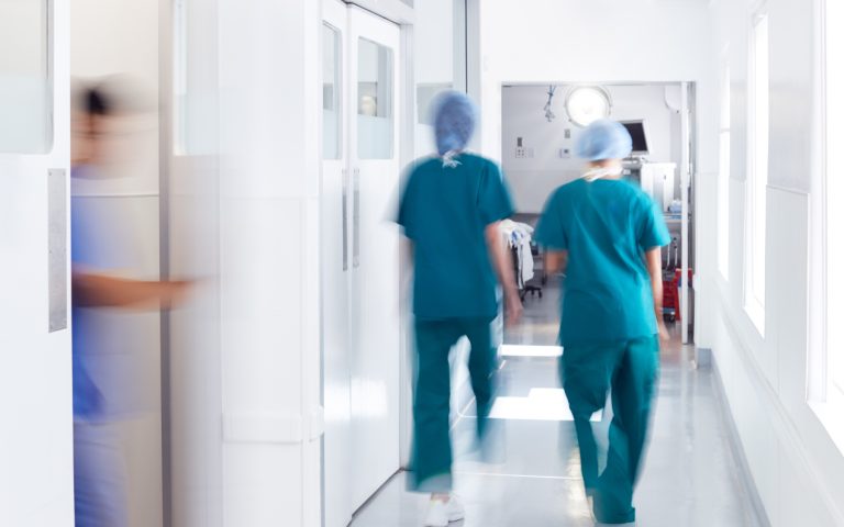 Homedoc : Une start-up qui veut réinventer la mobilité des internes, mais à quel prix ?