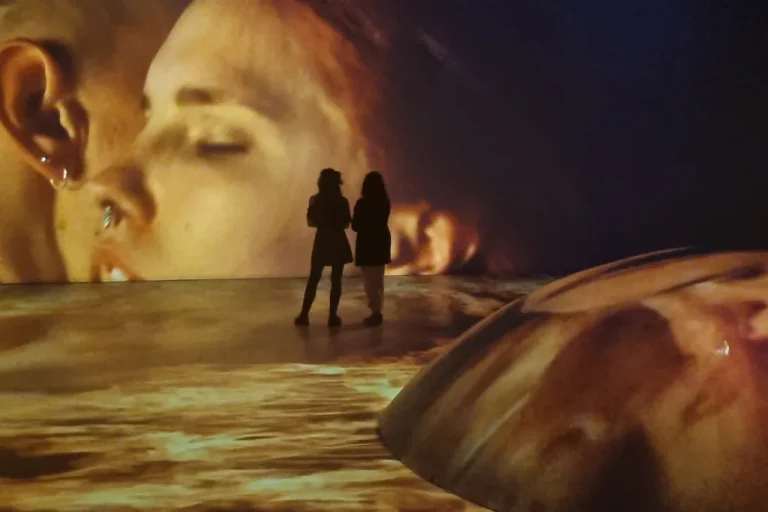 «House of Erikalust», une exposition immersive très hot pour «ramener le porno à la vie»