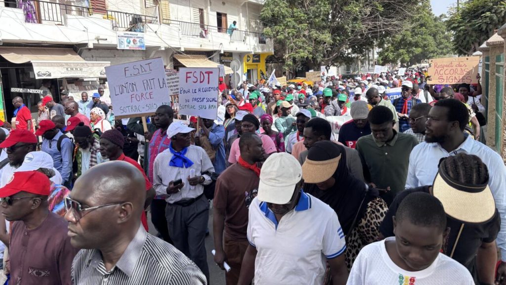 À Dakar, des Sénégalais en colère exigent que l'État réalise l'absurdité de sa gestion !