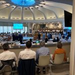 Toulon : Quand les dirigeants conservateurs transforment la Méditerranée en cirque absurde !