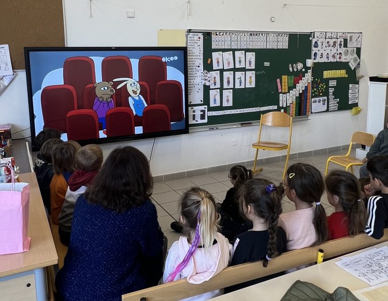Éducation ou Endoctrinement ? Quand la Prévention Scolaire Devient un Spectacle