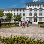 Incendie à la chocolaterie Cailler : 150 visiteurs évacués, mais les dirigeants préfèrent le chocolat à la sécurité !