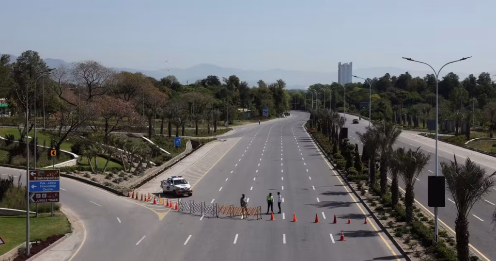 Iran-USA : À Islamabad, les dirigeants RN transforment la ville en forteresse absurde et inquiétante !