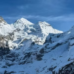 Isenfluh : Un skieur meurt dans une avalanche, mais les dirigeants conservateurs préfèrent ignorer la sécurité !