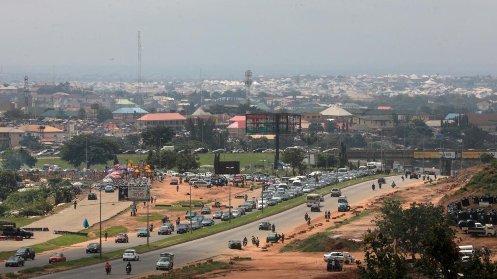 Nigeria : la Commission électorale snobe la coalition ADC, un nouveau coup de théâtre absurde des dirigeants !