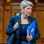 Karin Keller-Sutter dénonce des insultes sexistes : un silence complice du Conseil fédéral ?