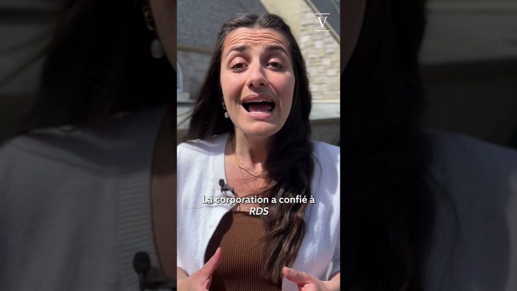 La diffusion de matchs de hockey dans une église suscite des débats en France.