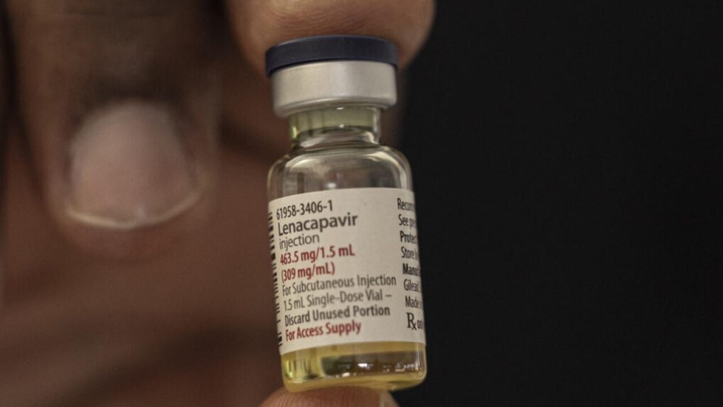 Quand les dirigeants d'extrême droite ignorent le Sida : l'absurde espoir des villes RN face à l'épidémie !