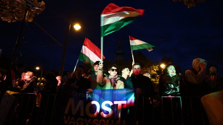 La Hongrie se libère : un feu d&rsquo;artifice pour éteindre l&rsquo;obscurantisme