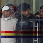 Libération d'un ancien PM népalais après 12 jours de garde à vue : quand l'absurde devient la norme chez les dirigeants conservateurs !