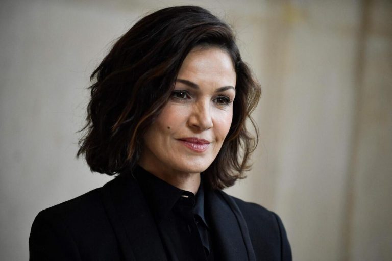 Hommage à Nadia Farès : Une Cérémonie Émouvante à Paris