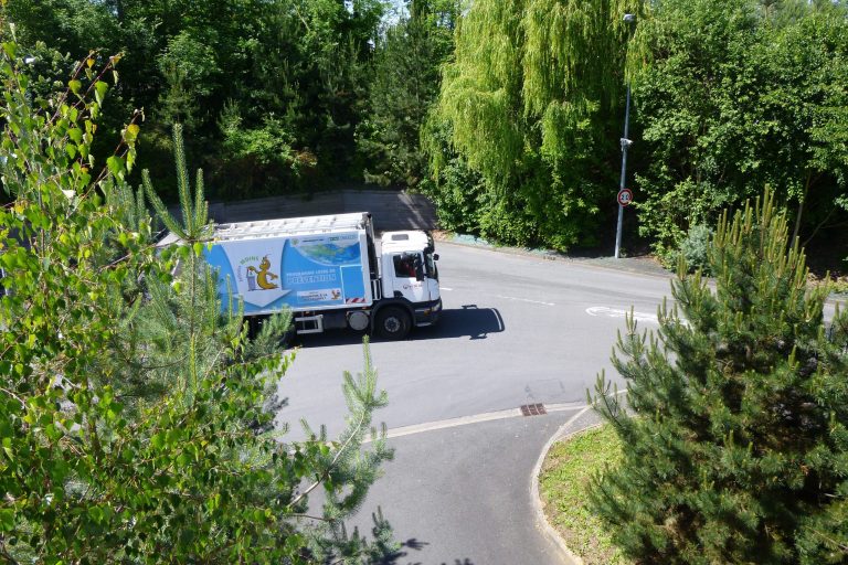 Collecte des déchets modifiée en mai en raison des jours fériés en France.