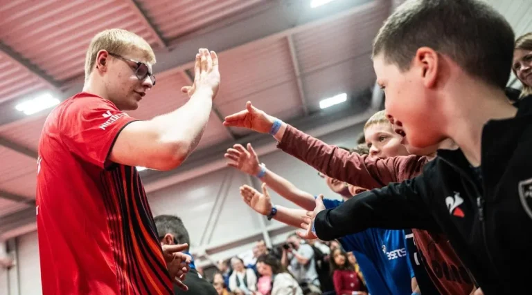 Les Lebrun : Quand le Tennis de Table Devient un Cirque Politique