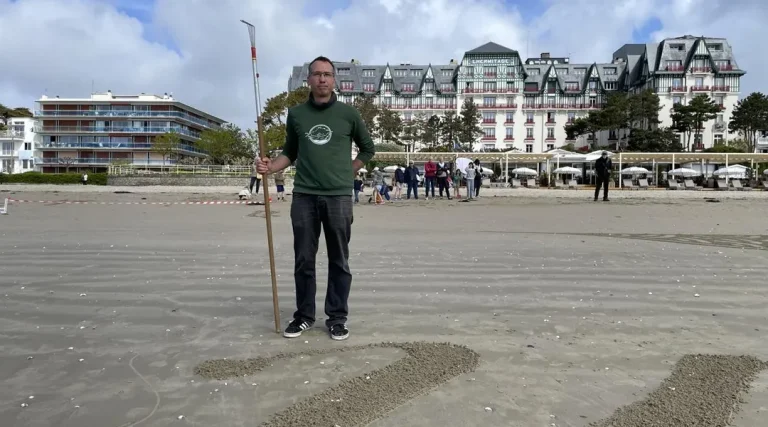 L’art éphémère de Jben : une fresque pour masquer les vérités dérangeantes