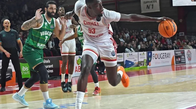 Cholet Basket : l&rsquo;intersaison, un casse-tête entre ambitions et réalités