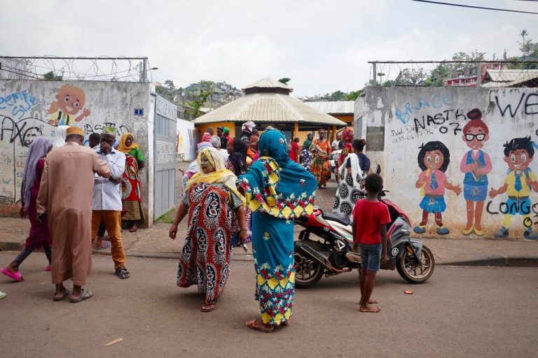 Mayotte : L&rsquo;école, un mirage dans le 101e département
