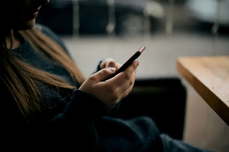 Une tendance alarmante : la prostitution des mineures continue de progresser en France