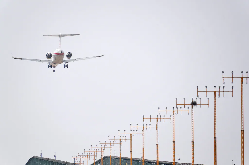 La Chine exclut l’aviation civile d’une vaste zone au large de Shanghai pendant 40 jours