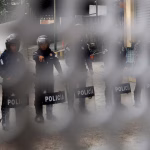 « Retour en France : Julien Février, un Français détenu un an au Venezuela, soigné par des dirigeants qui ignorent leur propre chaos ! »