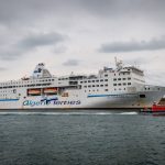 Un ferry dans le port de Marseille en direction de l'Algérie Photo © SOPA Images/SIPA/2210212104