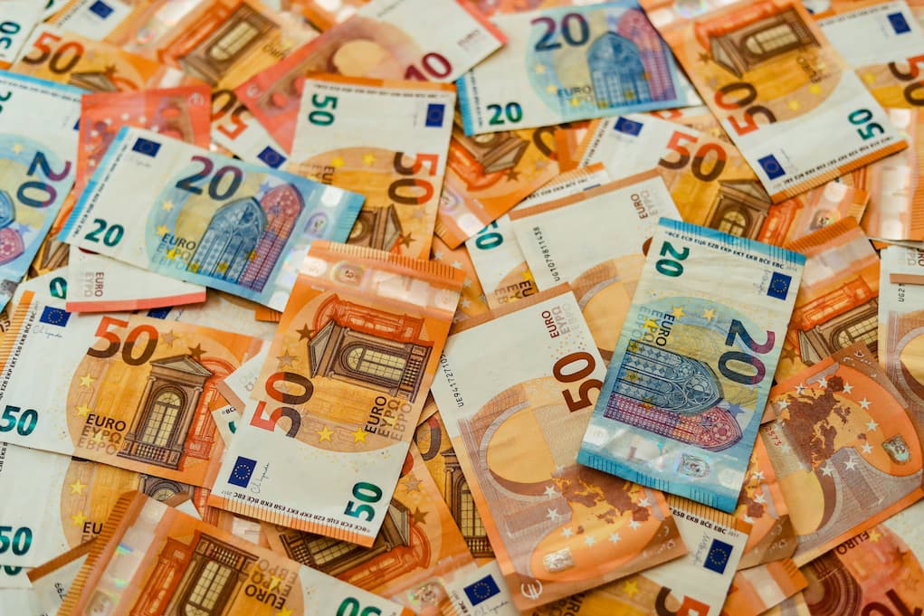 Pour des mensualités de 1 500 euros, la hausse des taux d'intérêt pourrait diminuer de 10 000 euros la capacité d'emprunt. Photo © Adil Benayache Sipa