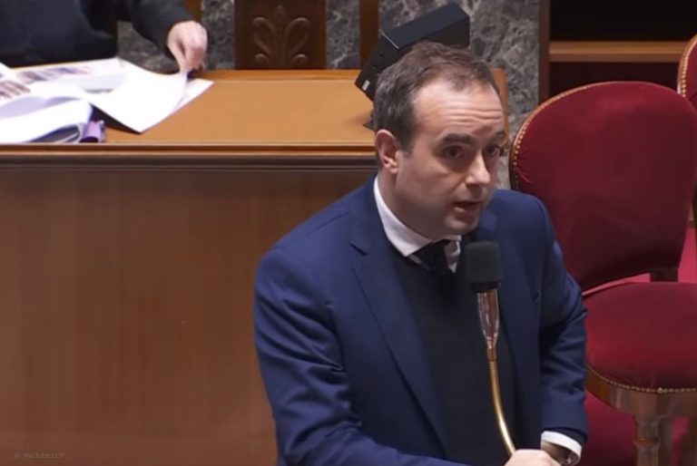 Décentralisation ou Déconcentration ? Un Nouveau Tournant pour l&rsquo;État Local