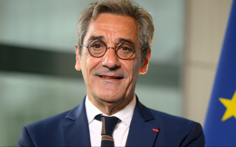 « Objectif Reprises » : Un Plan pour la Transmission d&rsquo;Entreprises en France