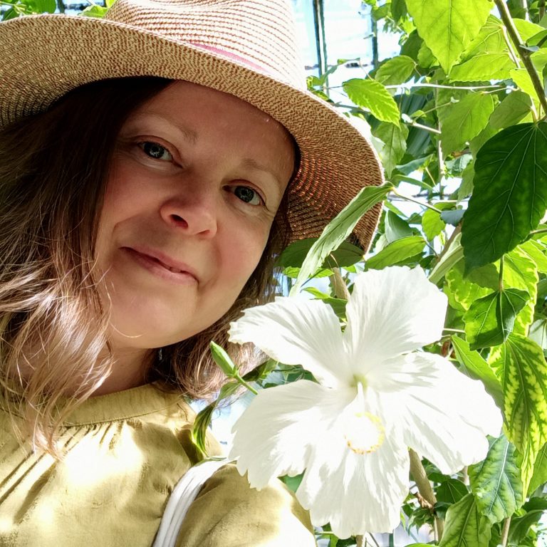 Comment créer une planche botanique illustrée : explorez la formation Tela Botanica