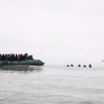 Traversée de la Manche : 102 migrants secourus, pendant que les dirigeants RN ignorent l'absurde réalité