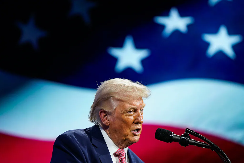 Guerre au Moyen-Orient : Trump semble repousser son ultimatum de 24 heures, à mardi soir