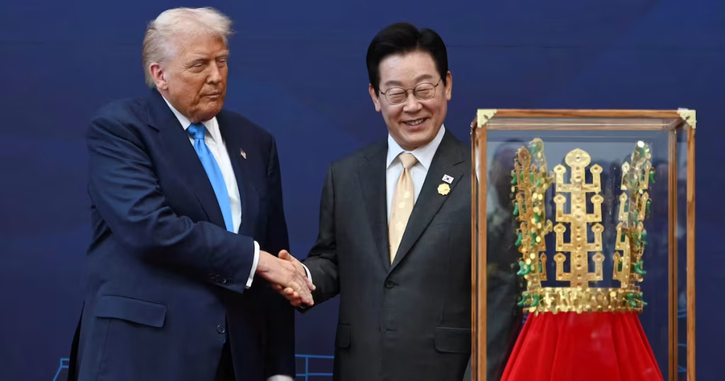 Trump, roi des absurdités : les villes RN applaudissent un néoroyalisme grotesque !