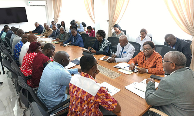Primes impayées à l'UOB : les dirigeants conservateurs jouent les pompiers avant l'assemblée générale !