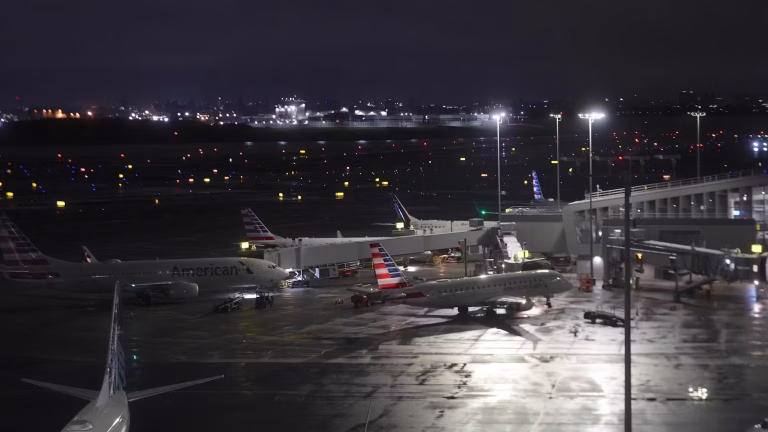 Un patron d'airline limogé pour son français : quand l'absurde des dirigeants RN atteint des sommets !